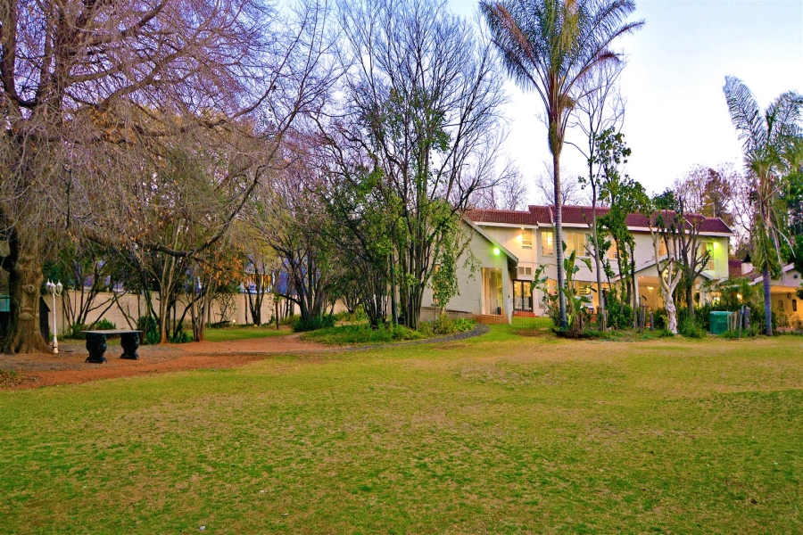 6 Bedroom Property for Sale in Bryanston Gauteng