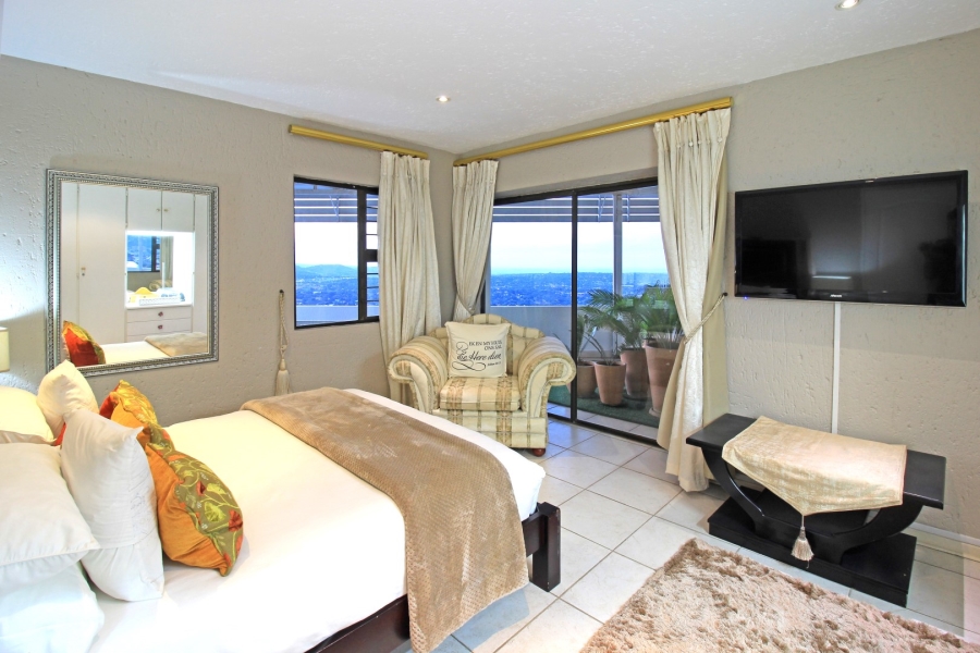 5 Bedroom Property for Sale in Northcliff Gauteng