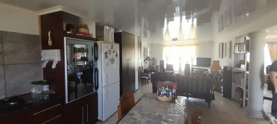 3 Bedroom Property for Sale in Nelsonia Gauteng