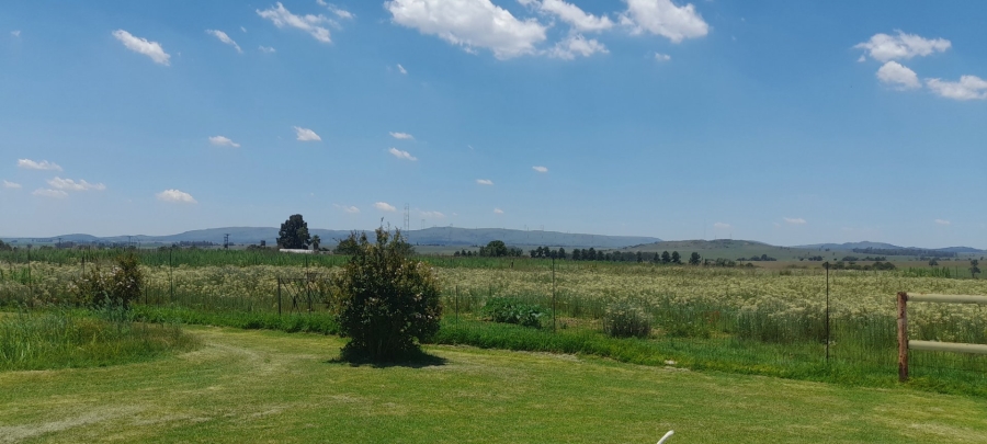 3 Bedroom Property for Sale in Nelsonia Gauteng