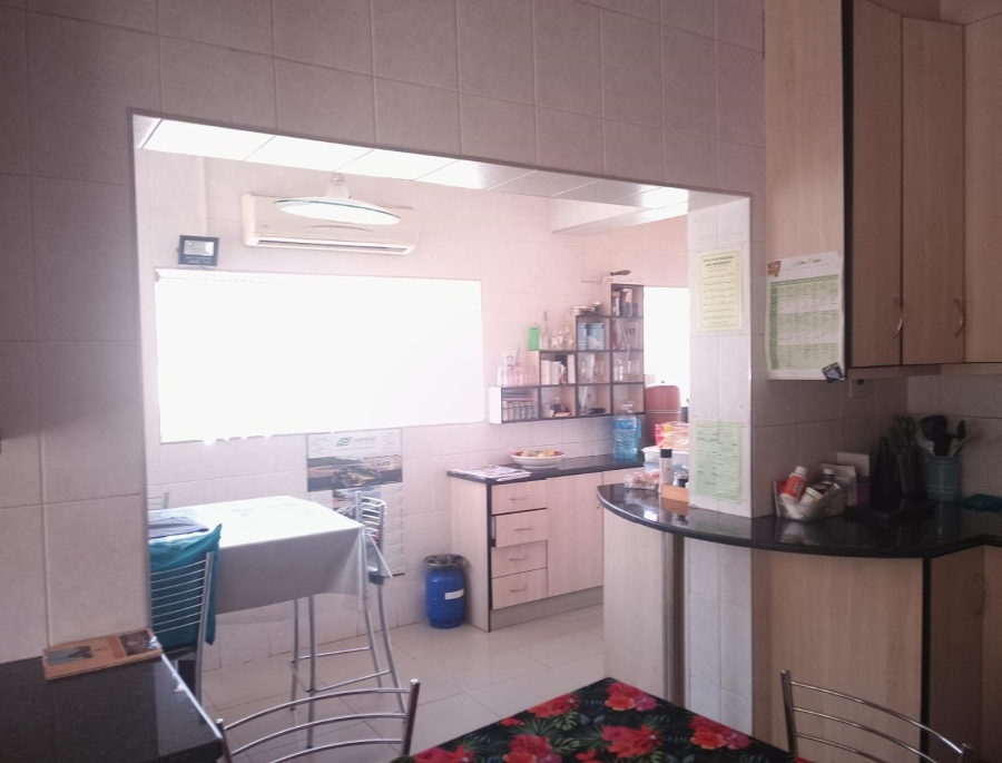 4 Bedroom Property for Sale in Erasmia Gauteng