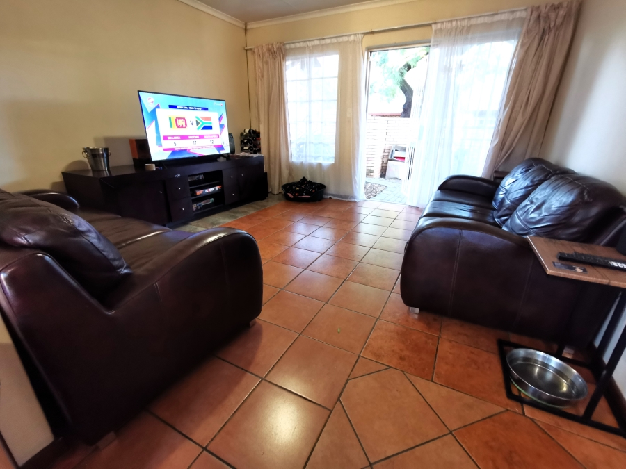 3 Bedroom Property for Sale in Equestria Gauteng