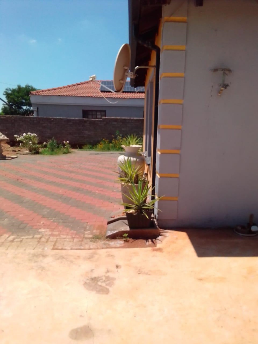 3 Bedroom Property for Sale in The Orchards Gauteng