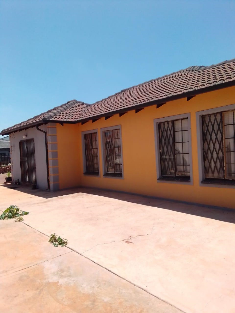 3 Bedroom Property for Sale in The Orchards Gauteng