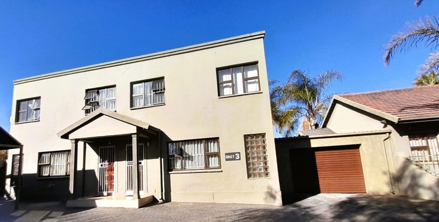 12 Bedroom Property for Sale in Erasmia Gauteng