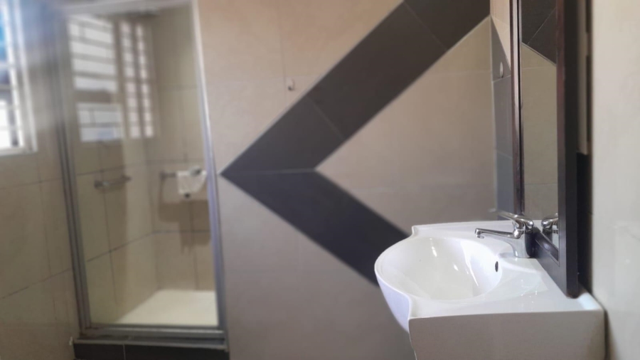 12 Bedroom Property for Sale in Erasmia Gauteng