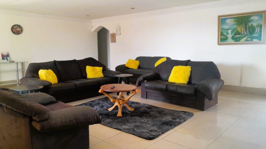 12 Bedroom Property for Sale in Erasmia Gauteng