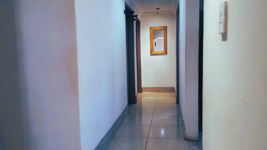 12 Bedroom Property for Sale in Erasmia Gauteng