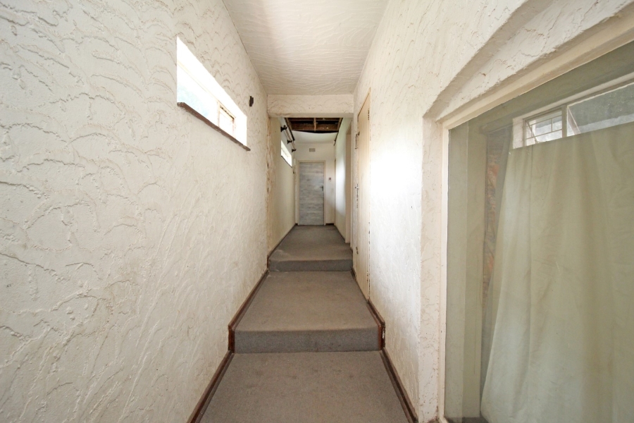 5 Bedroom Property for Sale in Fairmount Ridge Gauteng