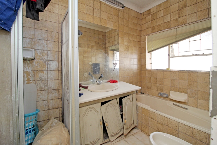 5 Bedroom Property for Sale in Fairmount Ridge Gauteng