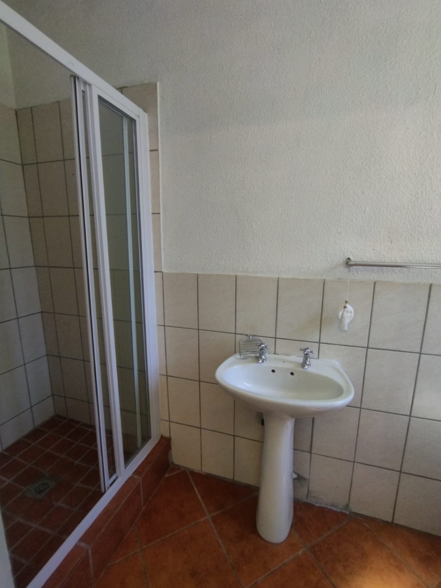 2 Bedroom Property for Sale in Willowbrook Gauteng