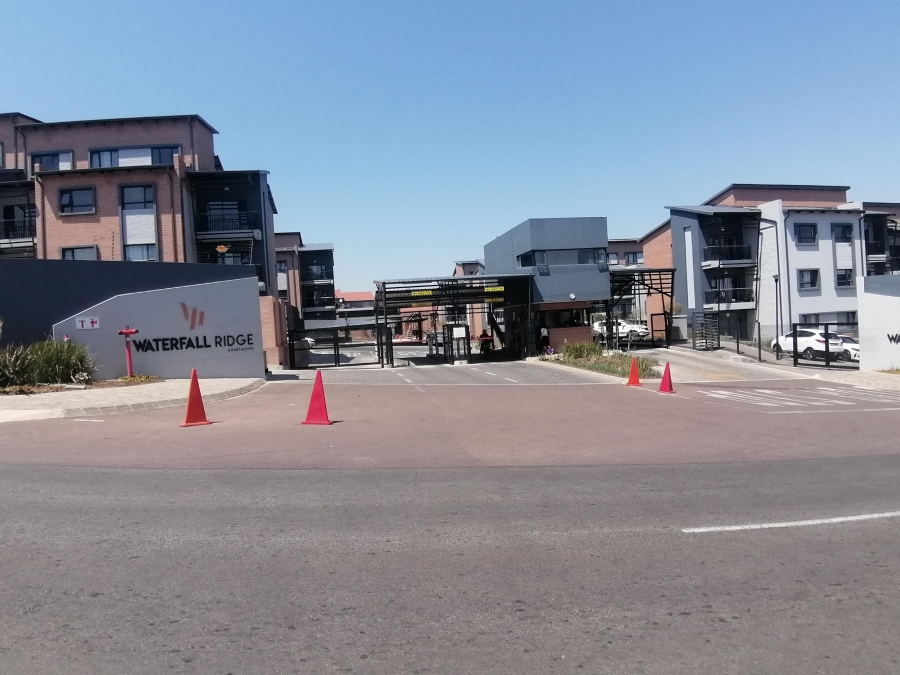 2 Bedroom Property for Sale in Vorna Valley Gauteng