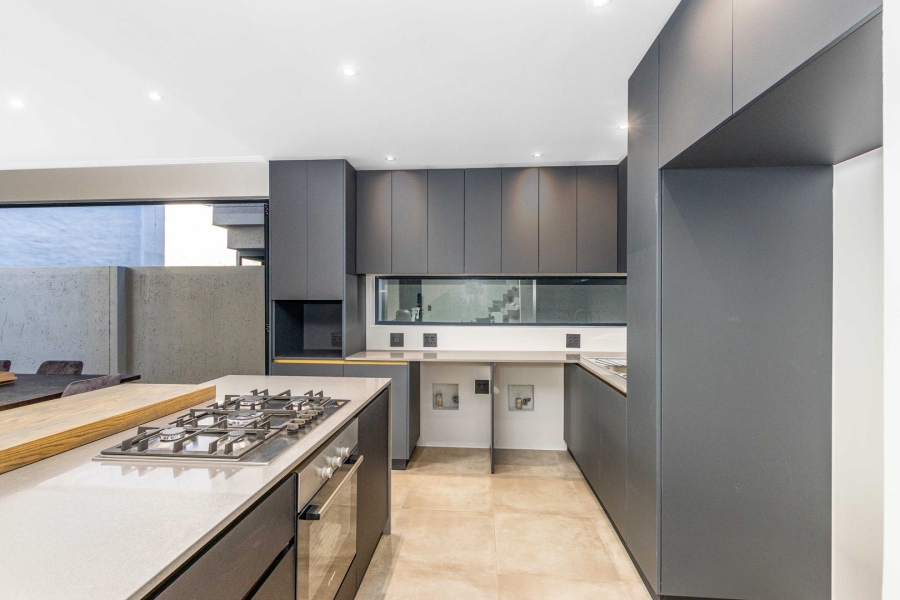 4 Bedroom Property for Sale in Bryanston Gauteng