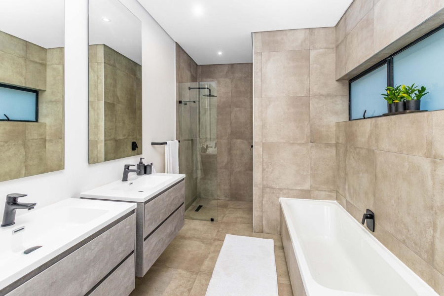 4 Bedroom Property for Sale in Bryanston Gauteng