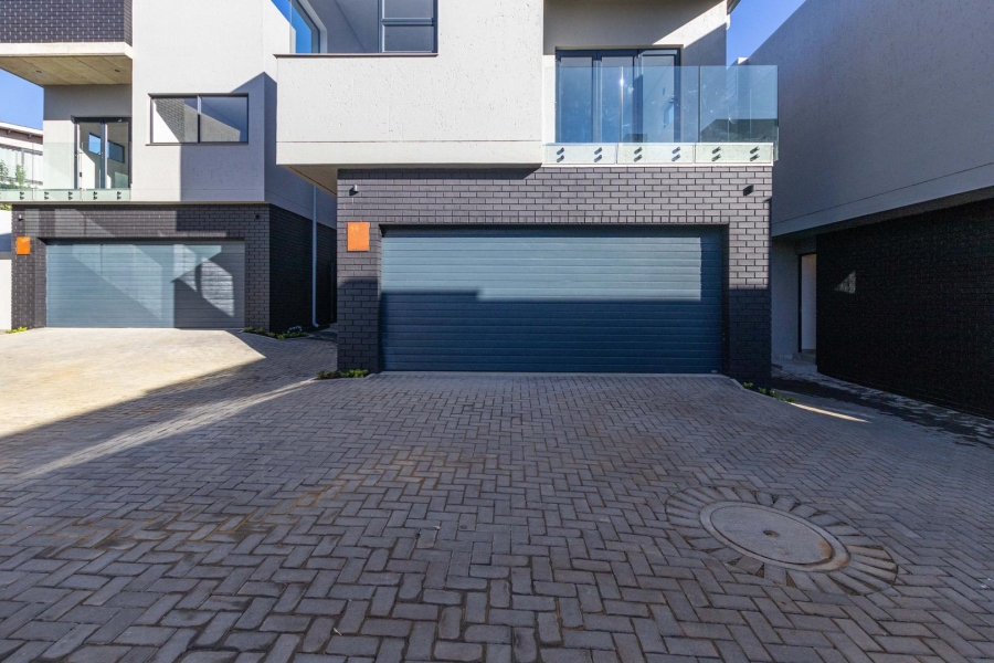 4 Bedroom Property for Sale in Bryanston Gauteng