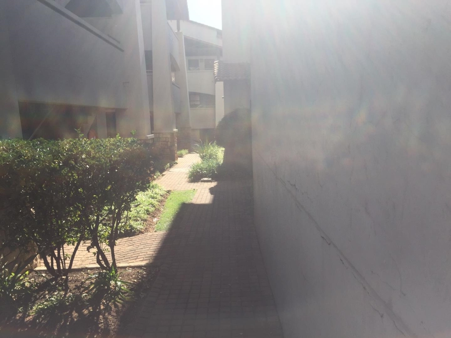 1 Bedroom Property for Sale in Sunninghill Gauteng