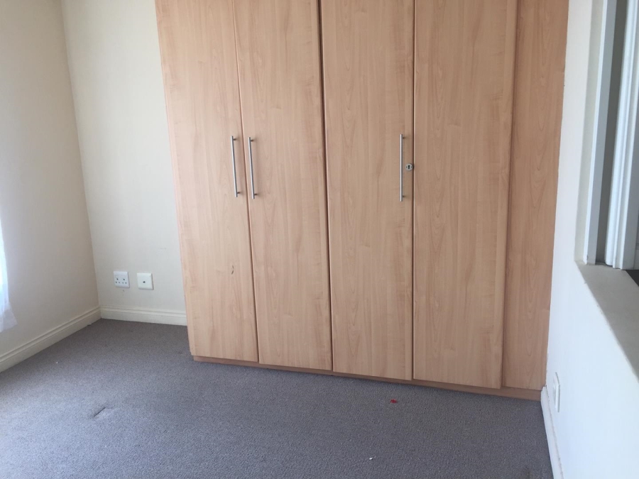 2 Bedroom Property for Sale in Sandhurst Gauteng