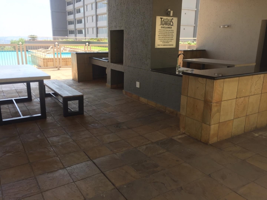 2 Bedroom Property for Sale in Sandhurst Gauteng