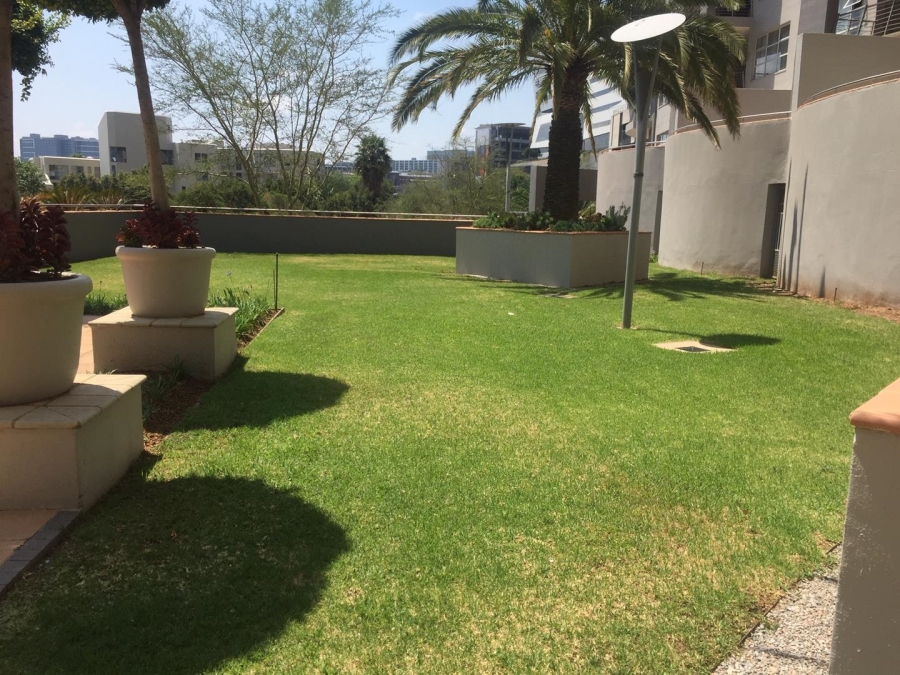 2 Bedroom Property for Sale in Sandhurst Gauteng
