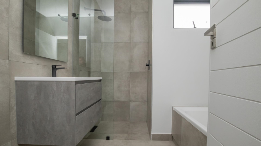 4 Bedroom Property for Sale in Bryanston Gauteng