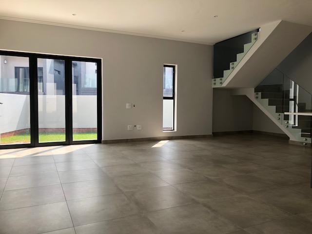 3 Bedroom Property for Sale in Hurlingham Gauteng
