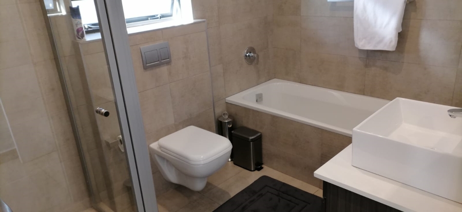 3 Bedroom Property for Sale in Hurlingham Gauteng