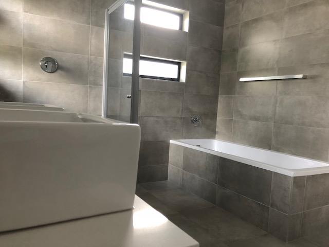 3 Bedroom Property for Sale in Hurlingham Gauteng