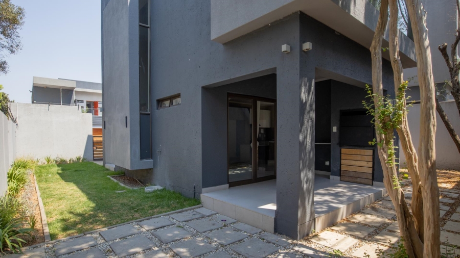 3 Bedroom Property for Sale in Bryanston Gauteng