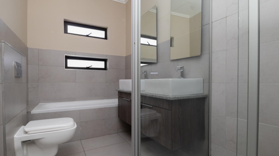 3 Bedroom Property for Sale in Bryanston Gauteng