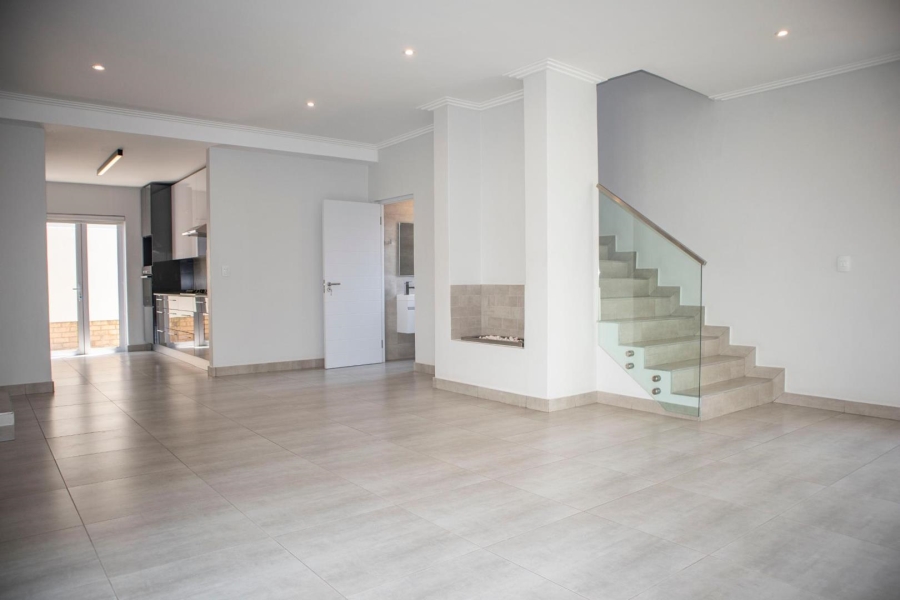 3 Bedroom Property for Sale in Craighall Gauteng