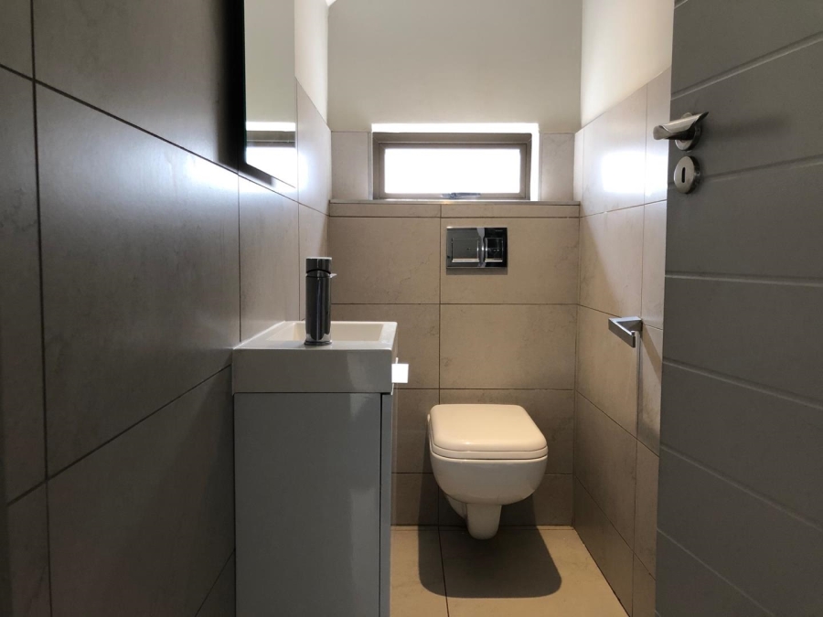 3 Bedroom Property for Sale in Petervale Gauteng