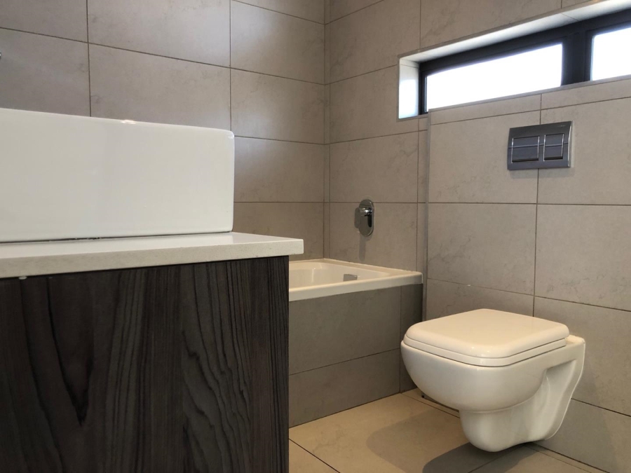 3 Bedroom Property for Sale in Petervale Gauteng