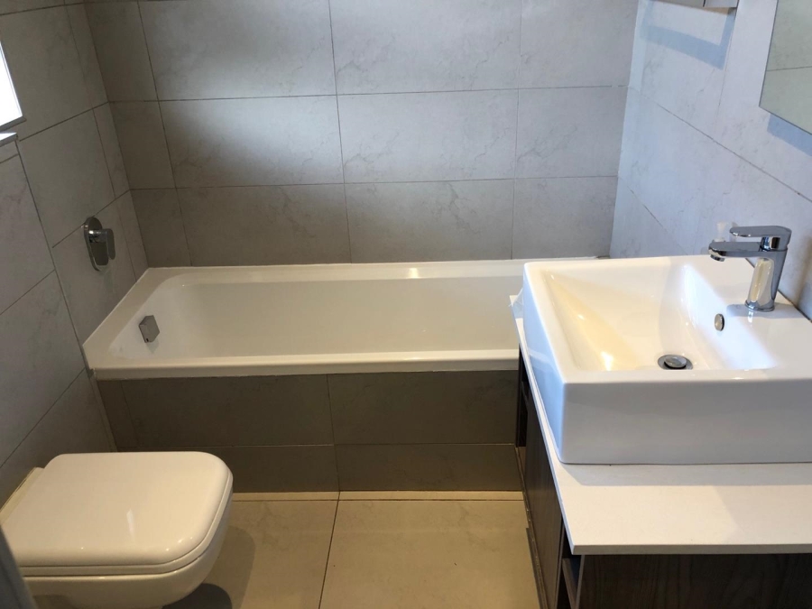 3 Bedroom Property for Sale in Petervale Gauteng