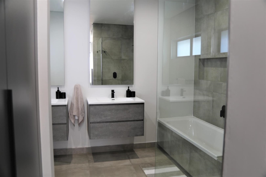 4 Bedroom Property for Sale in Bryanston Gauteng