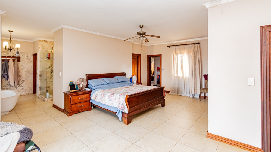 12 Bedroom Property for Sale in Mnandi Gauteng