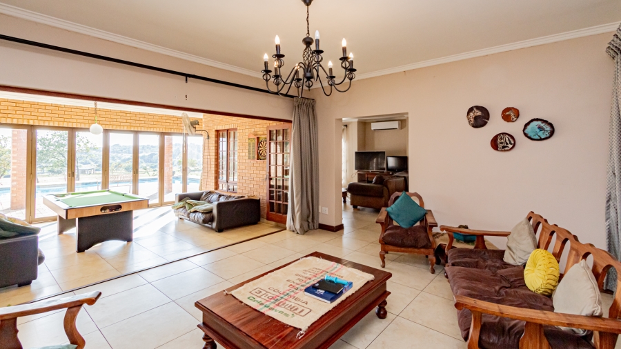 12 Bedroom Property for Sale in Mnandi Gauteng