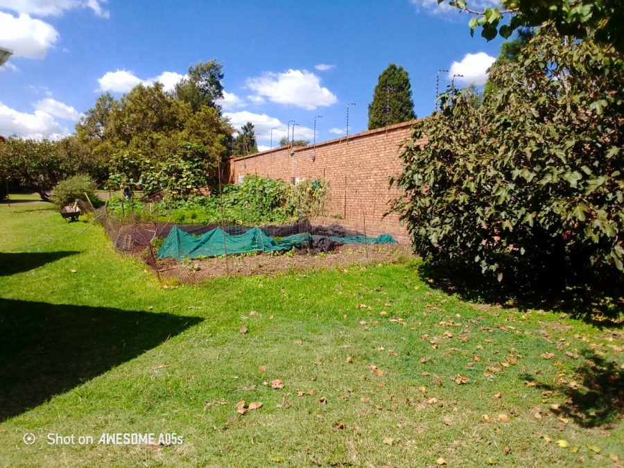 4 Bedroom Property for Sale in Glen Austin Gauteng