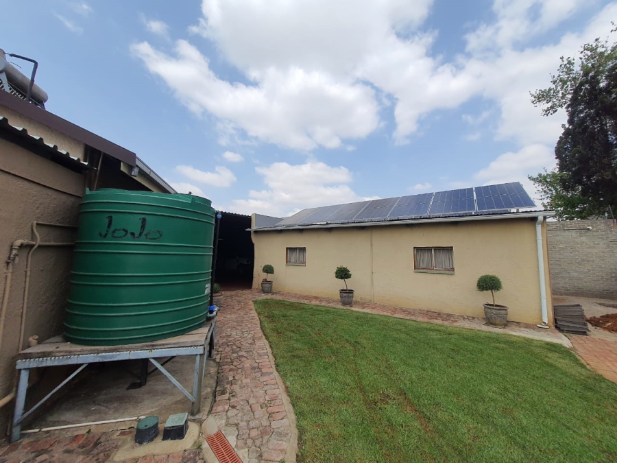 3 Bedroom Property for Sale in Vanderbijlpark SE 6 Gauteng
