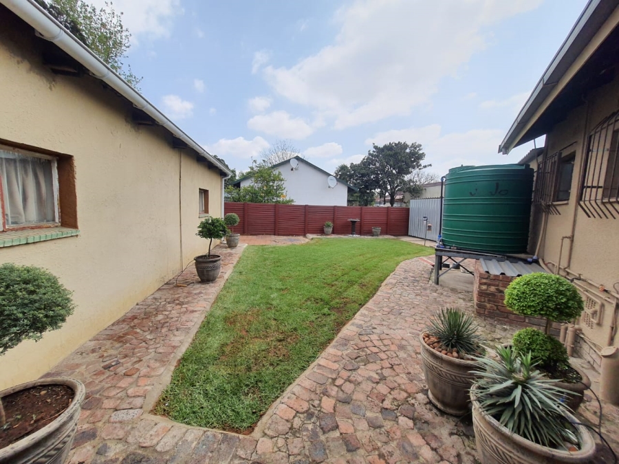 3 Bedroom Property for Sale in Vanderbijlpark SE 6 Gauteng