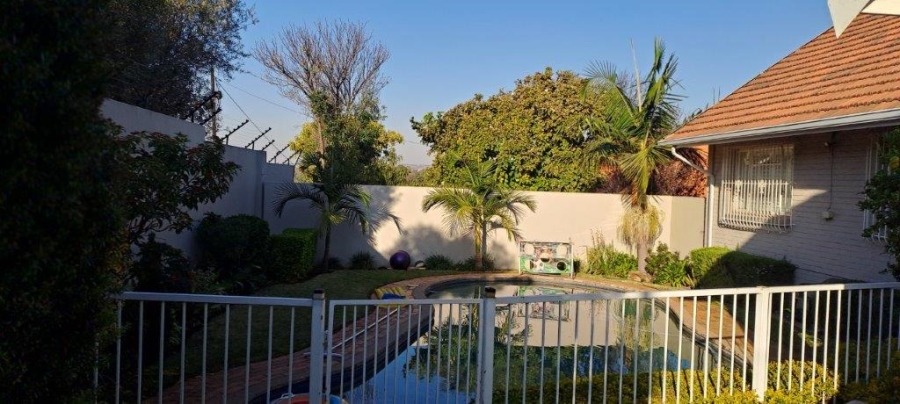 To Let 3 Bedroom Property for Rent in Sydenham Gauteng