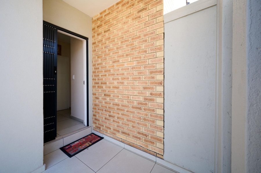 3 Bedroom Property for Sale in Broadacres Gauteng