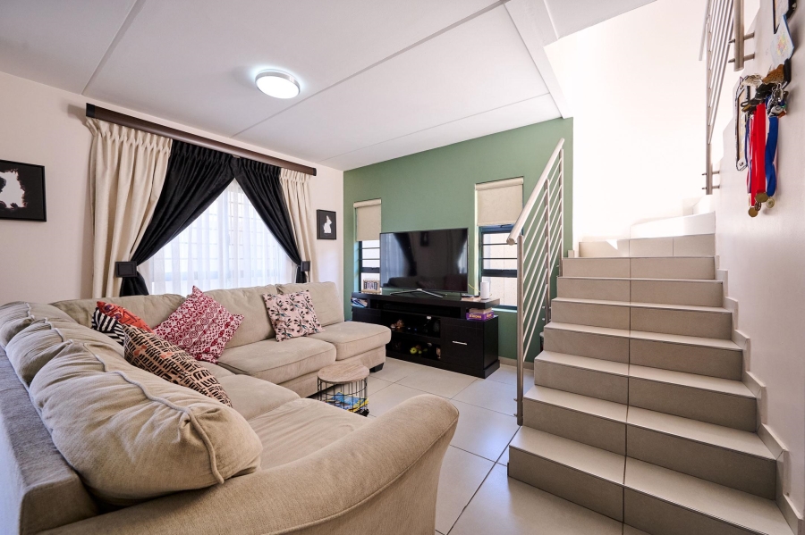 3 Bedroom Property for Sale in Broadacres Gauteng