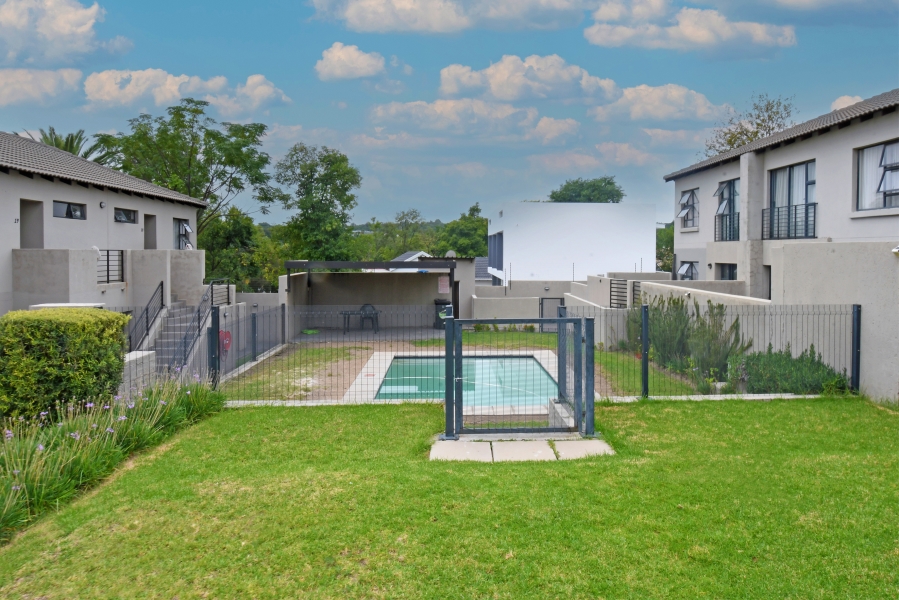 2 Bedroom Property for Sale in Ferndale Gauteng