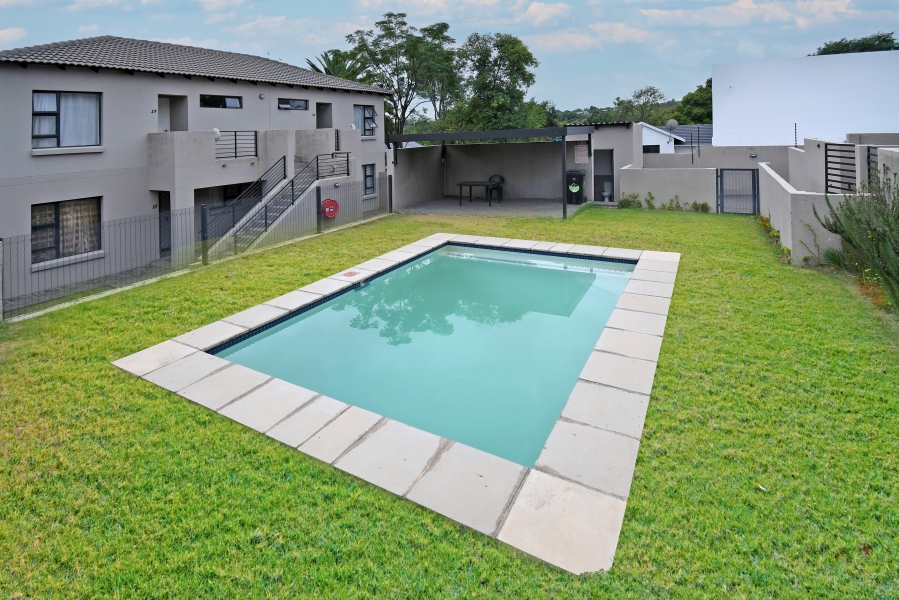 2 Bedroom Property for Sale in Ferndale Gauteng