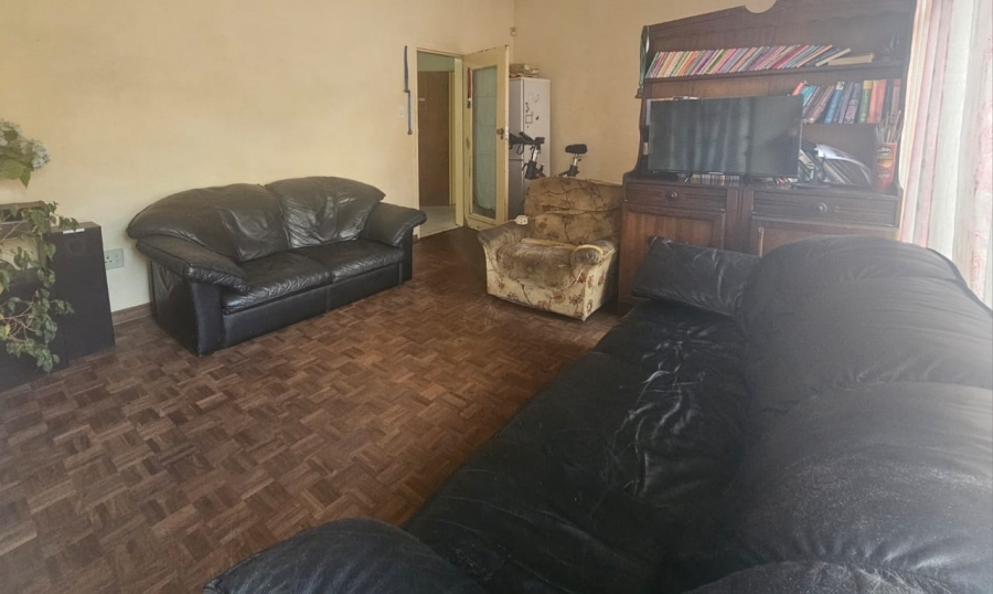 2 Bedroom Property for Sale in Rensburg Gauteng