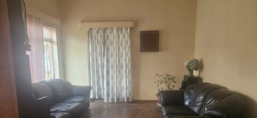 2 Bedroom Property for Sale in Rensburg Gauteng