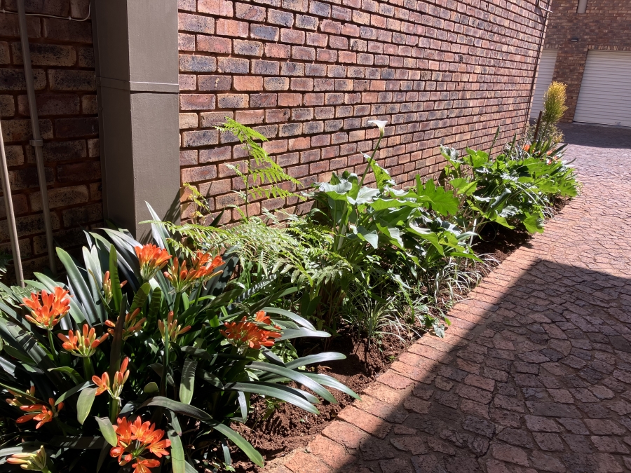 2 Bedroom Property for Sale in Moregloed Gauteng