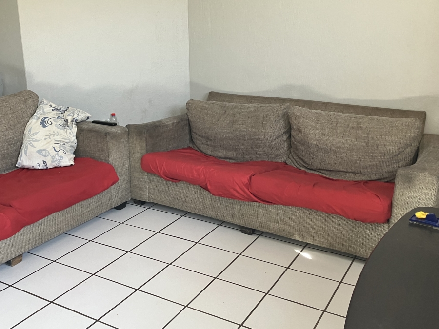 2 Bedroom Property for Sale in Moregloed Gauteng