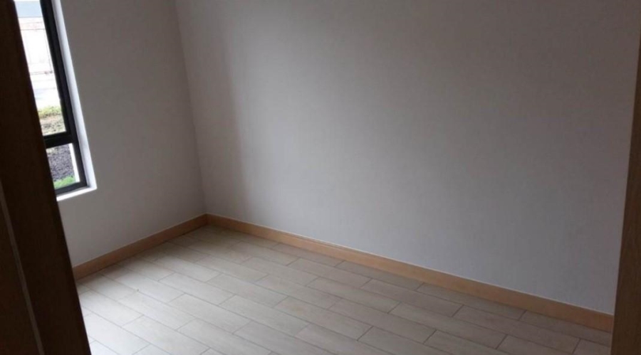 2 Bedroom Property for Sale in Carlswald Gauteng