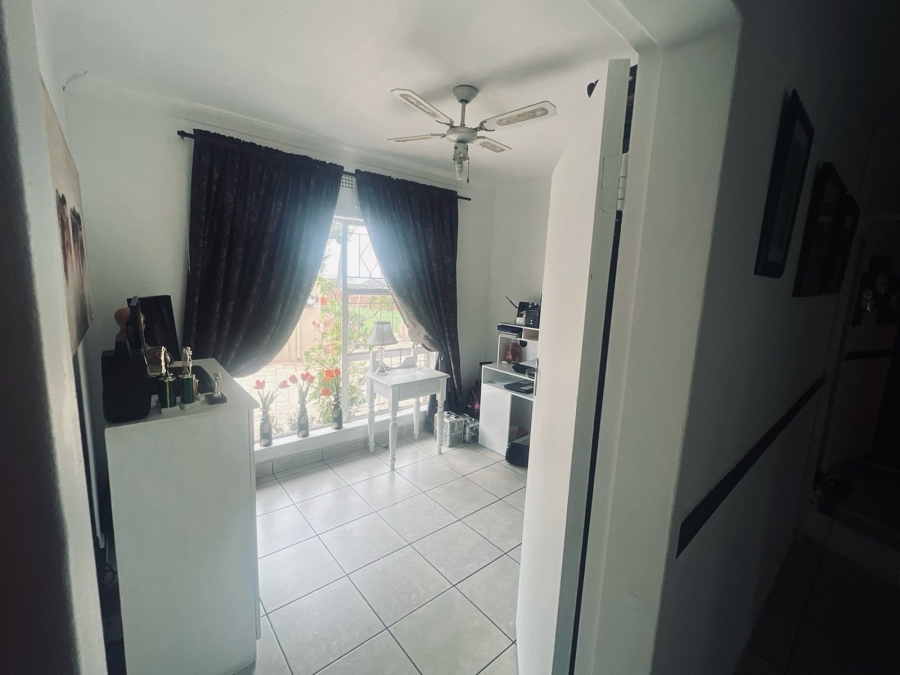 4 Bedroom Property for Sale in Dalpark Proper Gauteng